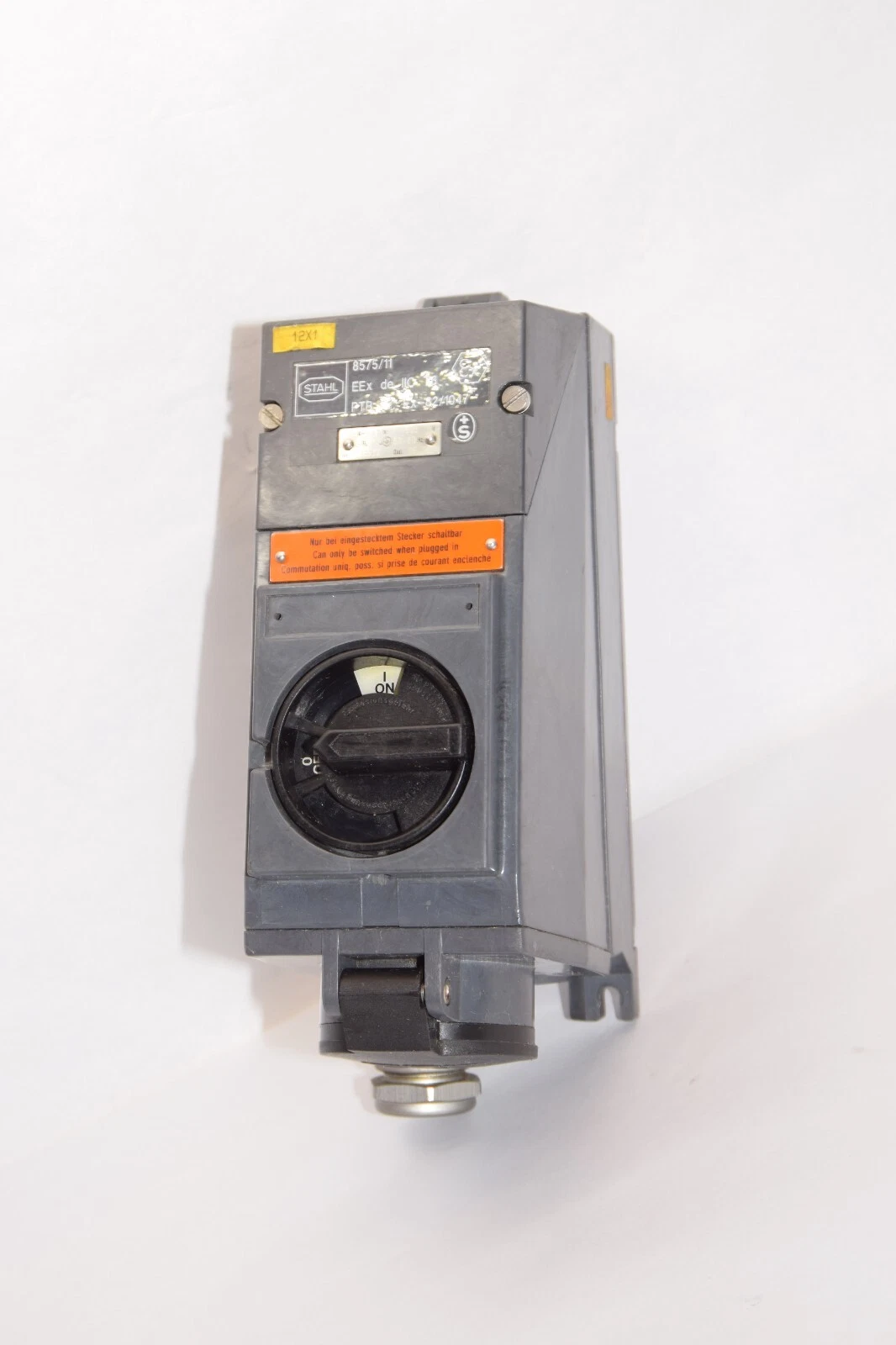 Used STAHL 8575/11 Receptacle Switch