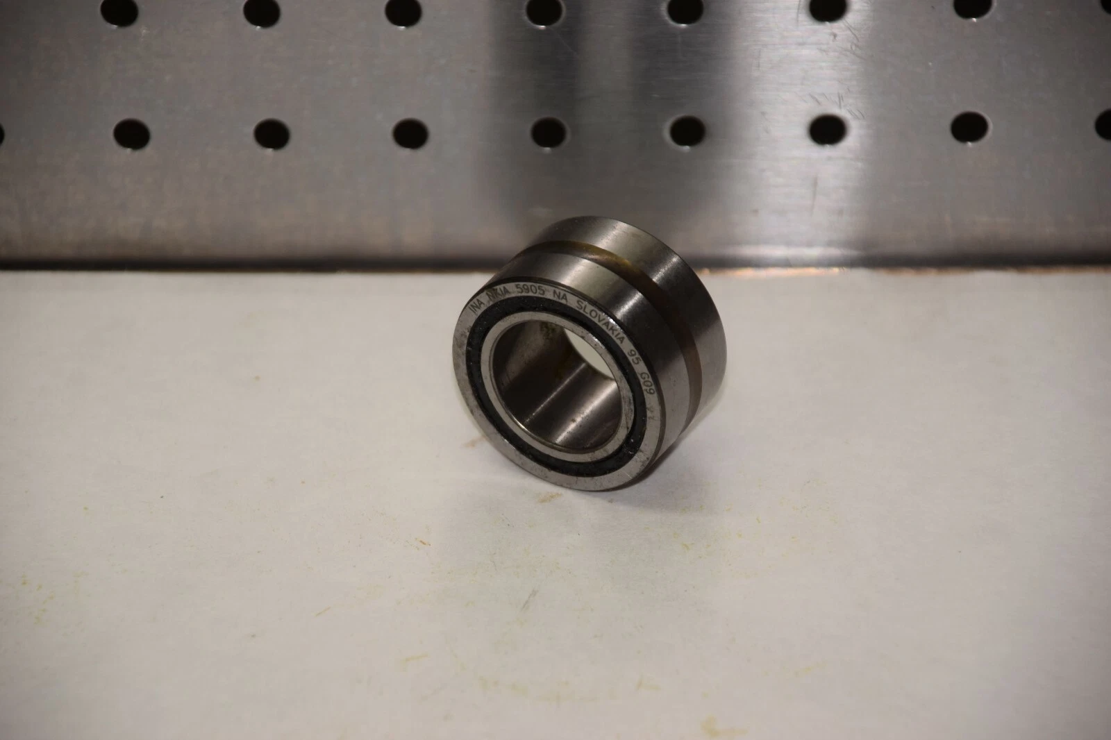 INA NKIA 5905 NA NEEDLE ROLLER BEARING NEW