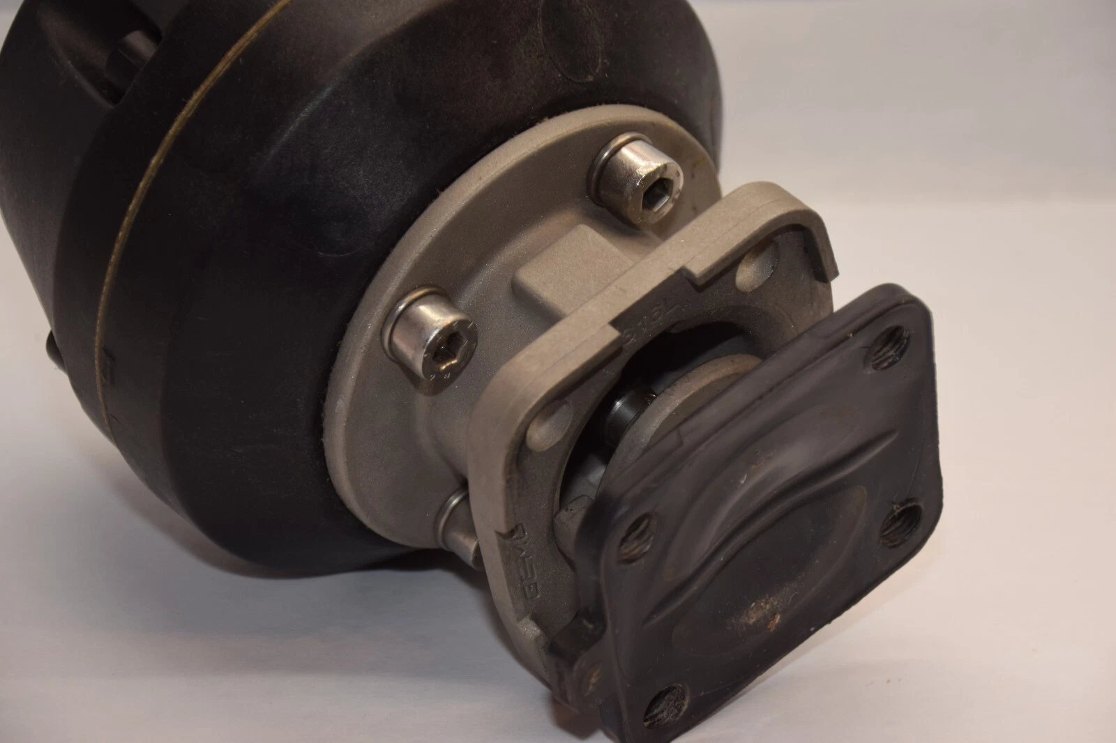 Used GEMU 9687 25 Z - 1 , 968725Z-1 , PST 3-6 Diaphragm Pneumatic Valve