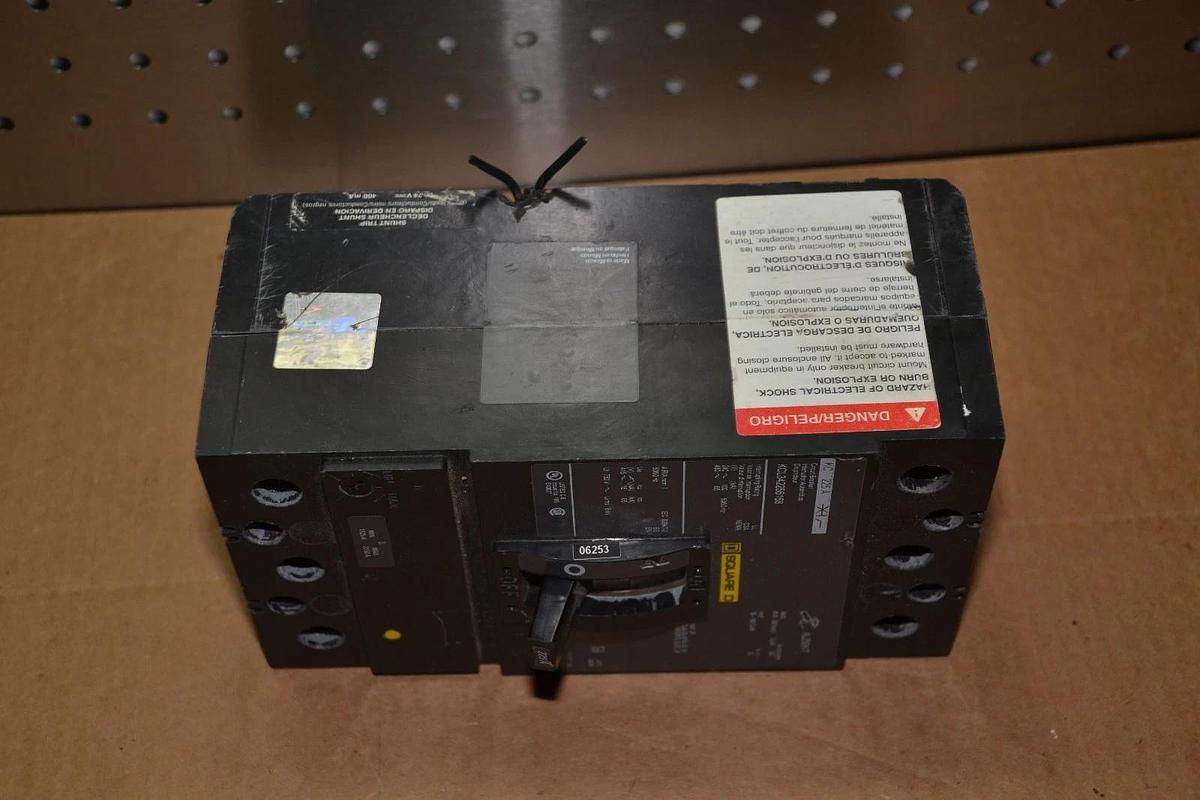 Used SQUARE D SHUNT TRIP BREAKER KCL342256168 225A 225 A AMP 480V VOLT 3 POLE