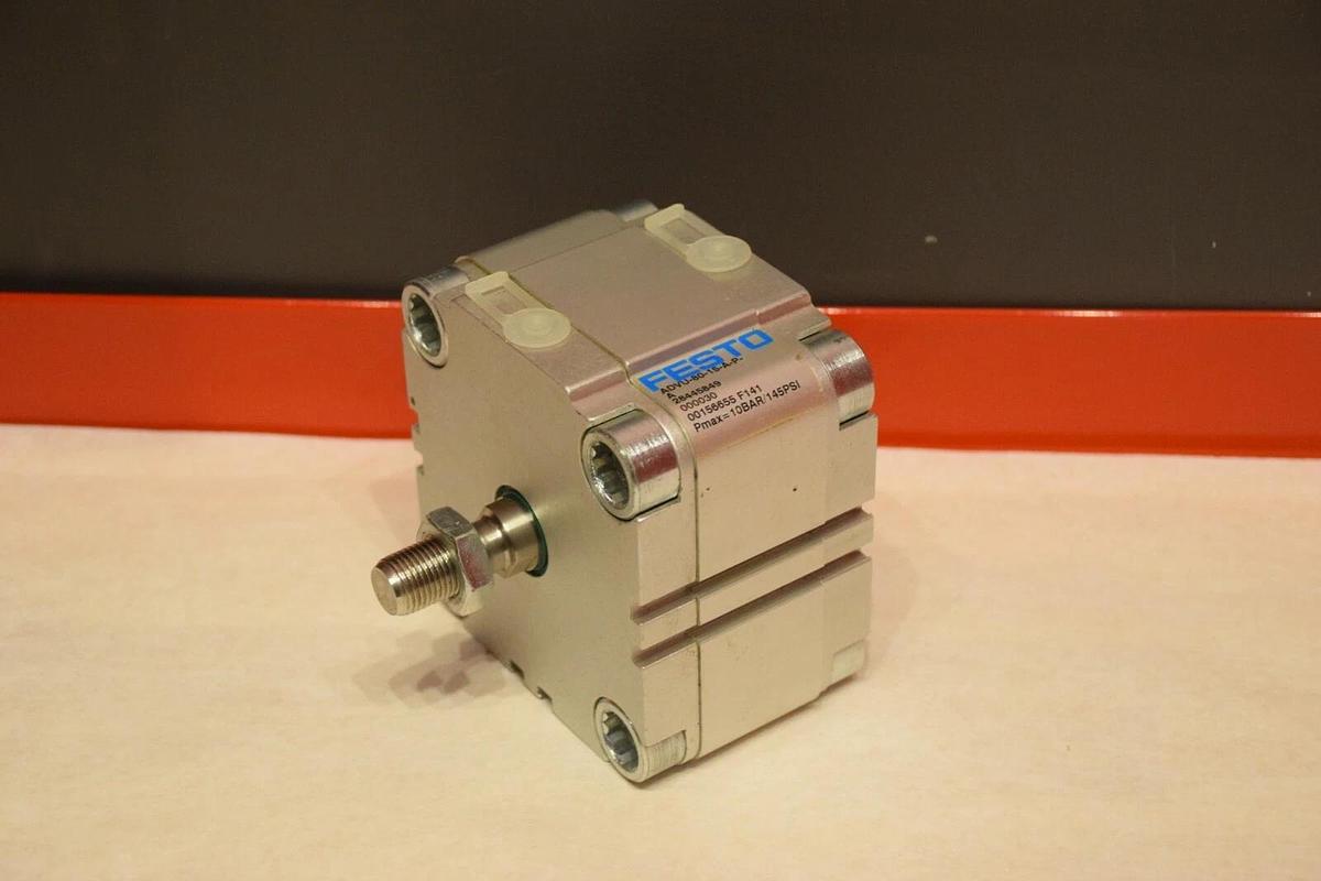 NEW FESTO ADVU-80-15-A-P-A 10BAR CYLINDER
