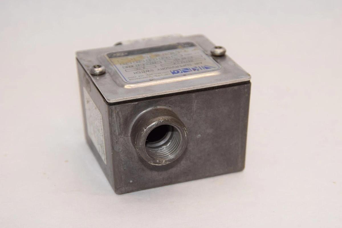 Used VIKING A-1 04702-A 3-90psi .207-6.21Bar Air Supervisory Switch