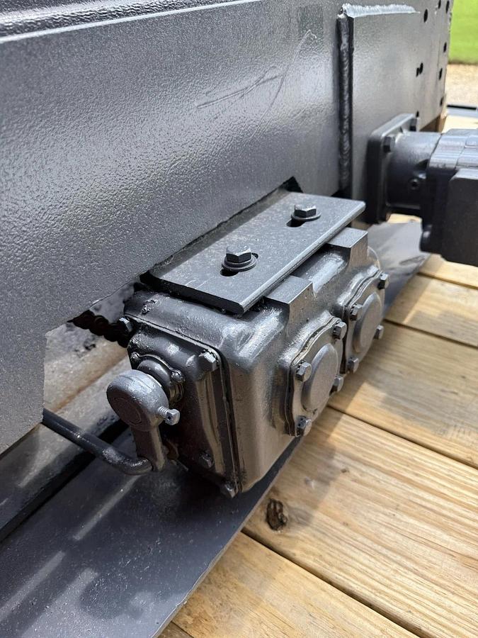 Refurbished Braden Winch mgu5-12F EB L 6910976  Low Mount Worm Gear Recovery Winch MGU5-12F