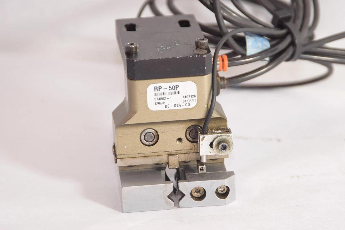 Used DE-STA-CO 574862-1 , RP-50P Gripper Mini-Clamp