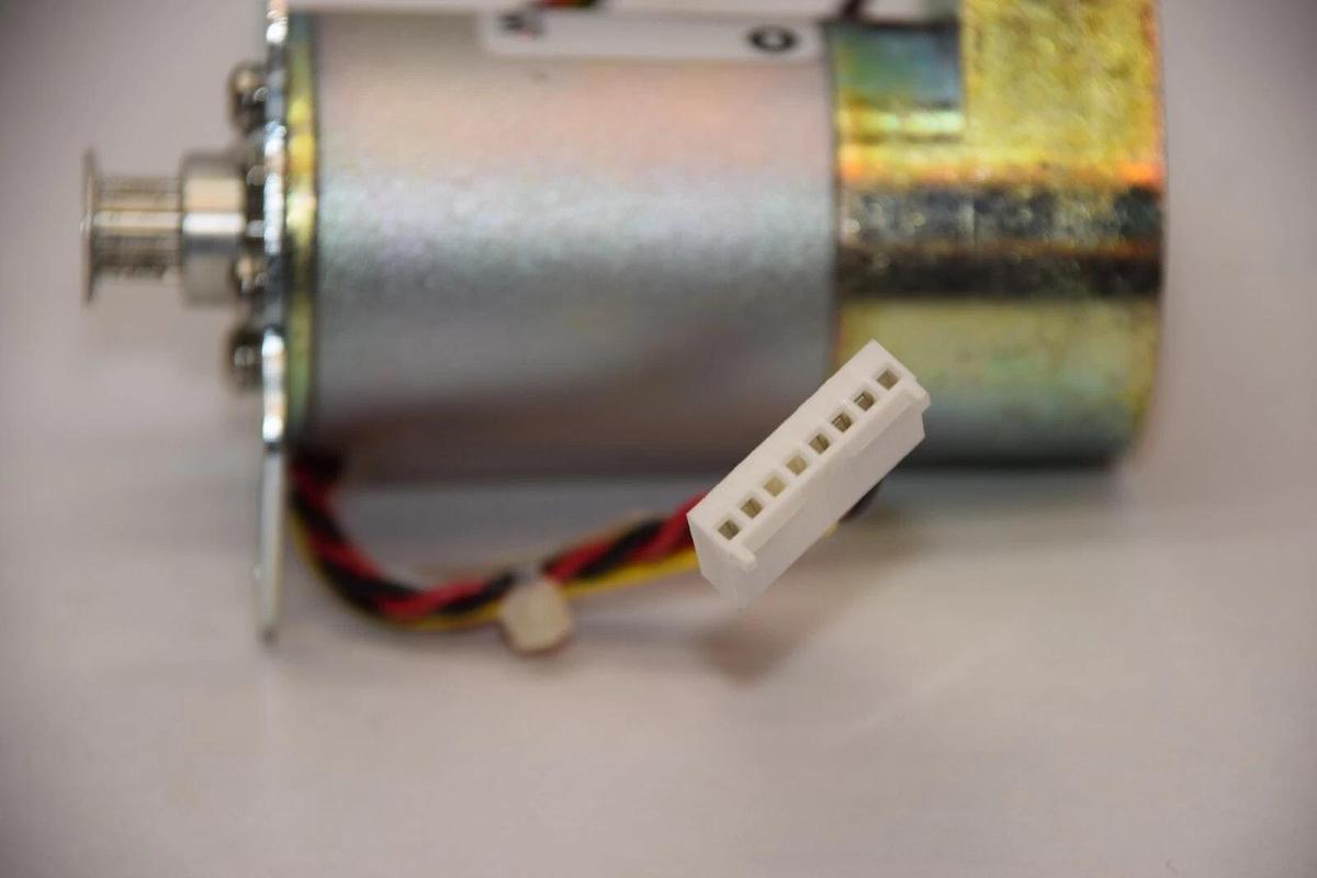 Used AMETEK / PITTMAN 9214J680-R2 30.3Vdc Motor