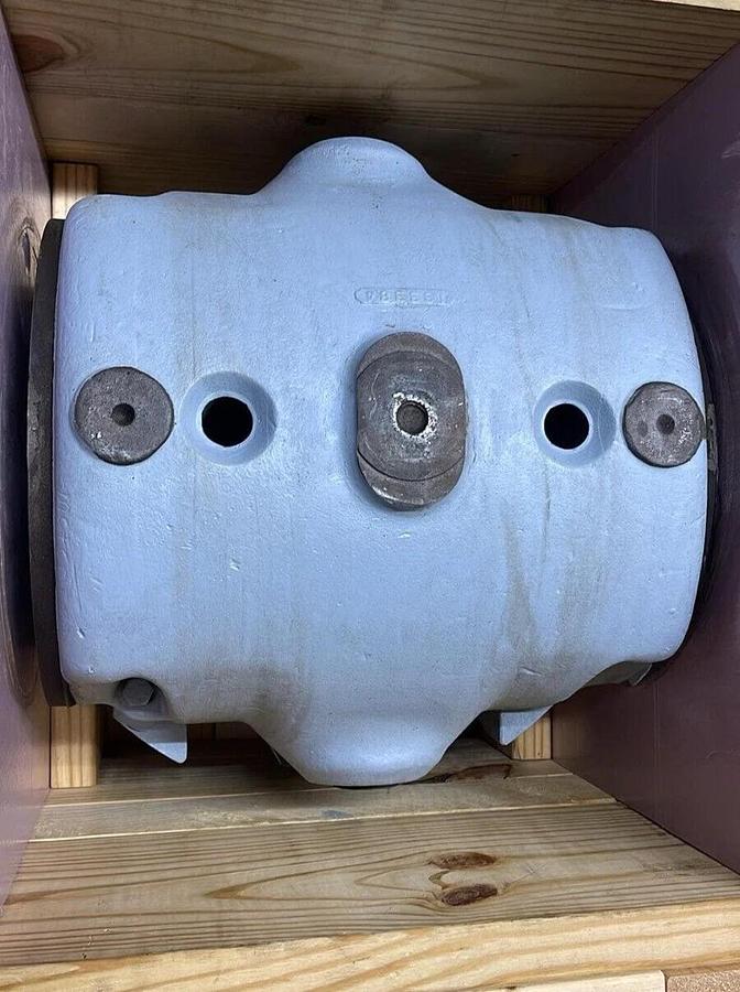 Reliance 132591 Bearing Pillow Block Housing 9 XC LINER ASSEMBLY QA 0 (NEW)