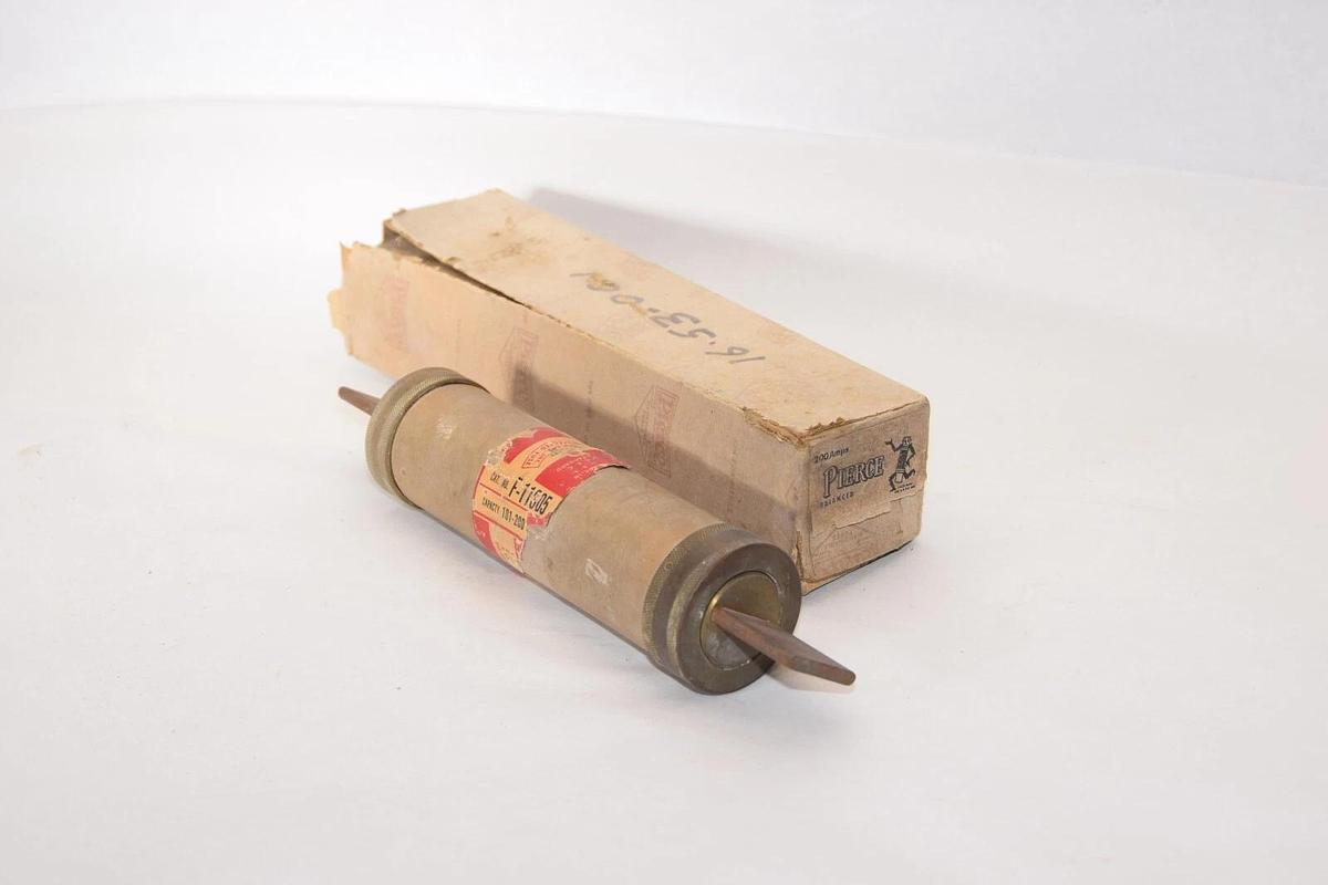 (NEW) PIERCE F-11005 101-200 200Amp 600V Fuse