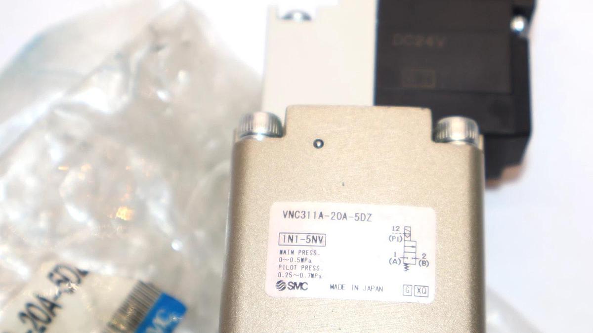 SMC VNC311A-20A-5DZ , V0307-5DZ1 3/4" Npt Coolant Valve (New)