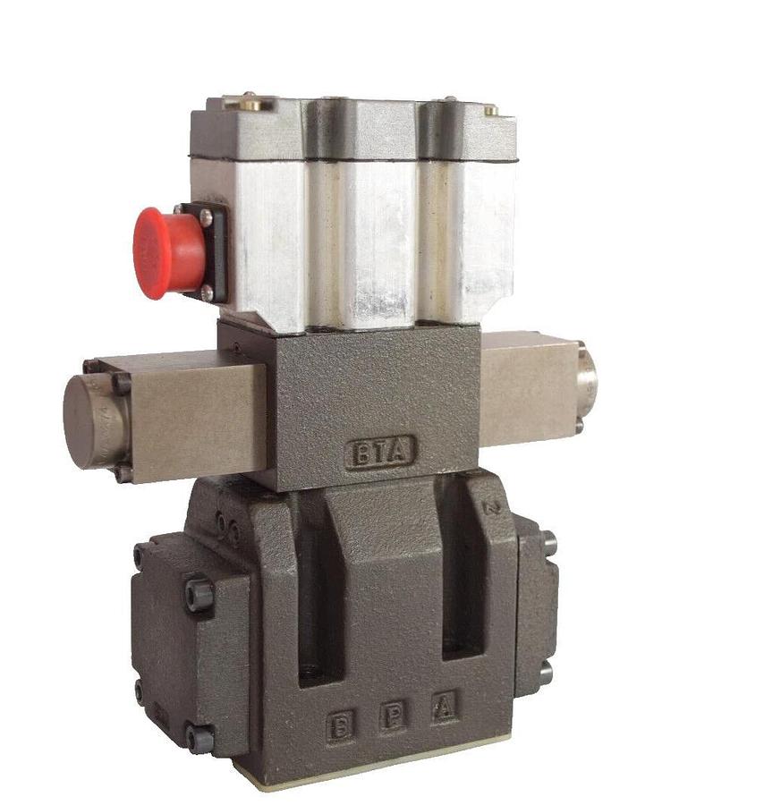 PARKER Prop Directional Control Valve D31FTE02CC4NF0022  D1FVE02BCNF0B22 (NEW)