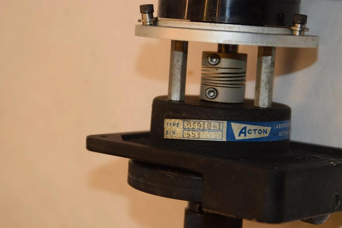 Used ACTON LABORATORIES DSD10-1 1-880-0036 DC-0500-B-00-0-6 ROTARY DIAL
