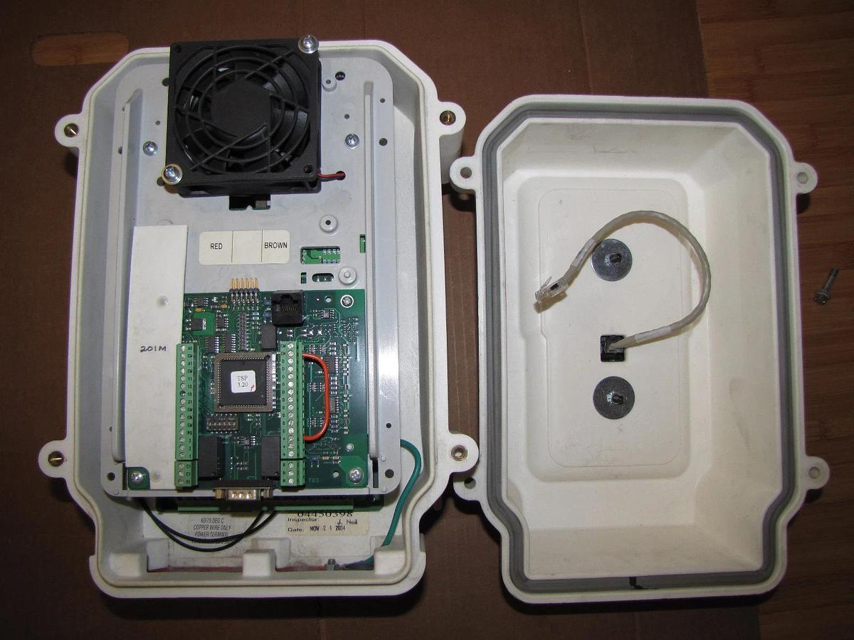 Used TB Woods Wood's WF2 Sensorless Vector Drive WF2C5002-0N WF2C50020N 2hp 2 hp 575v