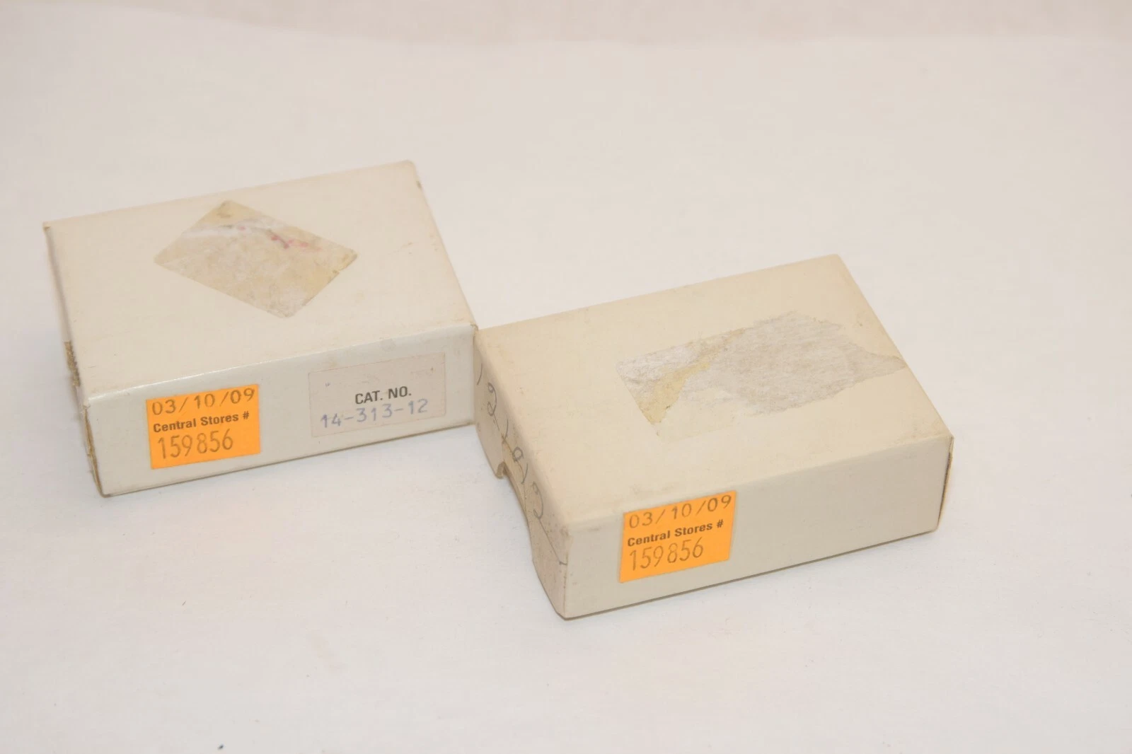 (NEW - Lot of 2 Boxes) FISHERBRAND 14-313-12 812556 Filter Paper Discs 20mm 3/4"