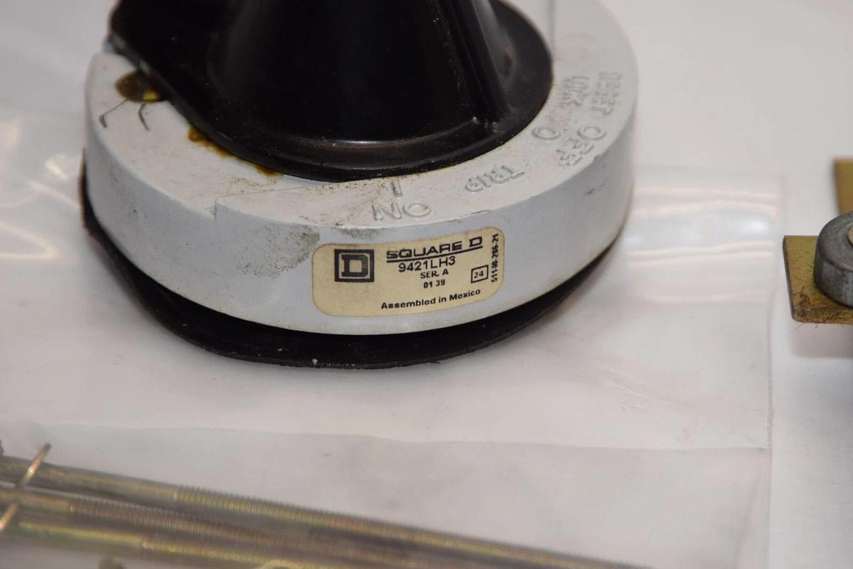 Used SQUARE D 9421LH3 Ser. A / 9421LF1 Ser. A / 9421LS12 Ser. C Disconnect Assembly