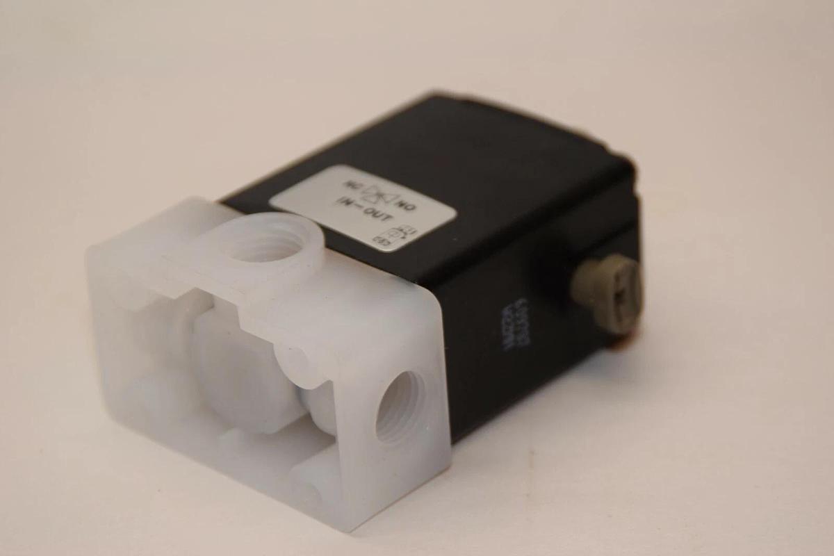 (NEW) BURKERT 0124 T 0124T 00457505 120V Pivoted Armature Valve