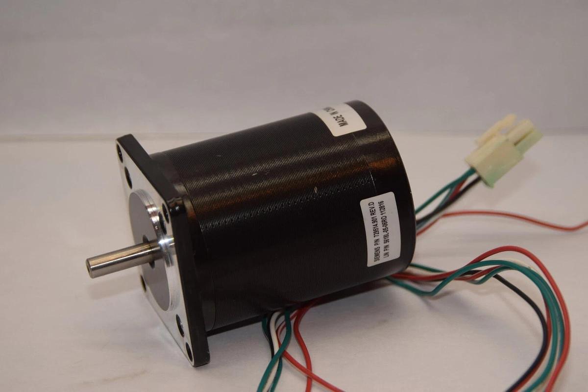 Used SIEMENS Stepping Stepper Step Motor 729514.901 729514901 Rev D