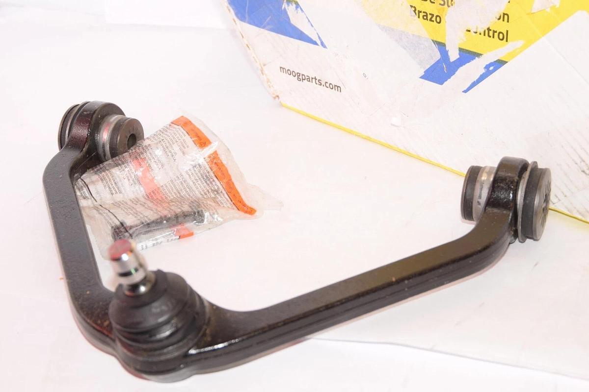 (NEW) MOOG CK622993 Font Passenger UPR. Control Arm For 95-01 Ford Explorer