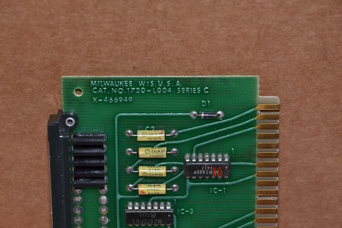 ALLEN BRADLEY 1720-L004 1720 L004 SERIES C 4 INPUT AND GATES GARDLOK NEW