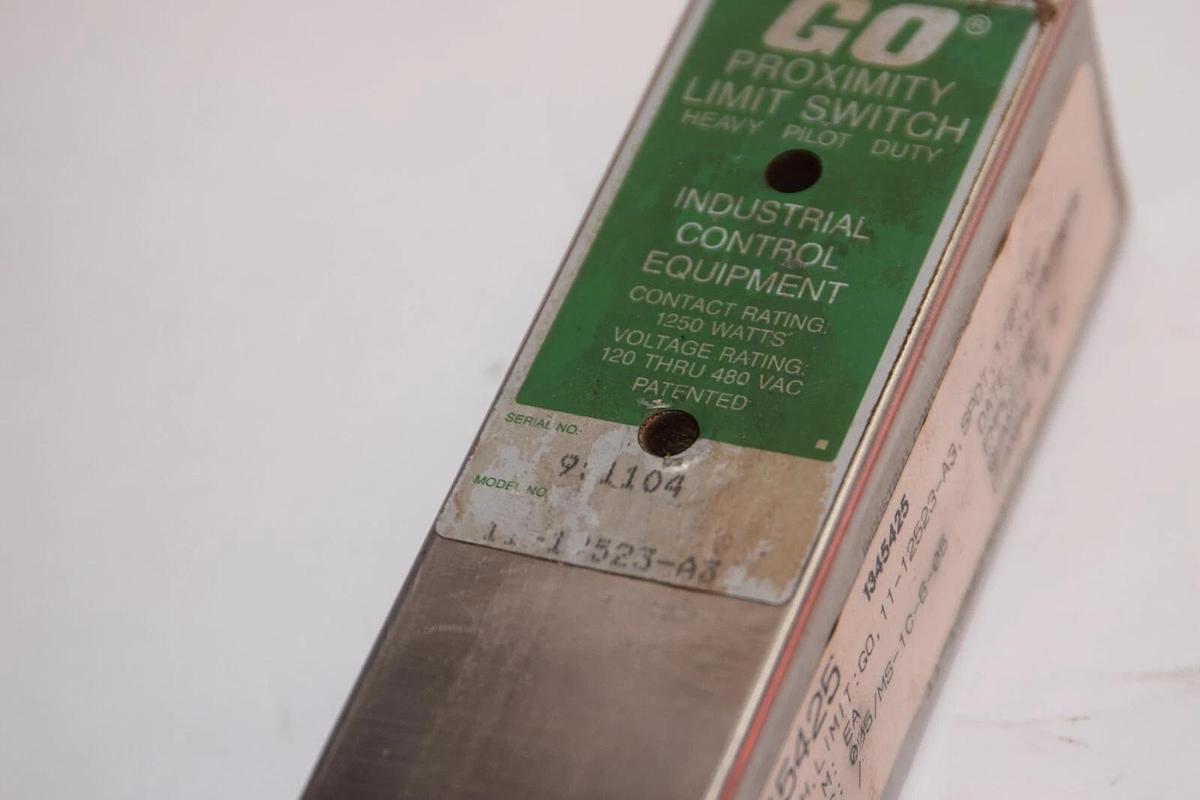 Used TOPWORX GO 11-12523-A3 1112523A3 1/2" Proximity Limit Switch