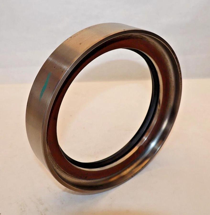 (NEW) AXLETECH 1805L428 Oil Seal