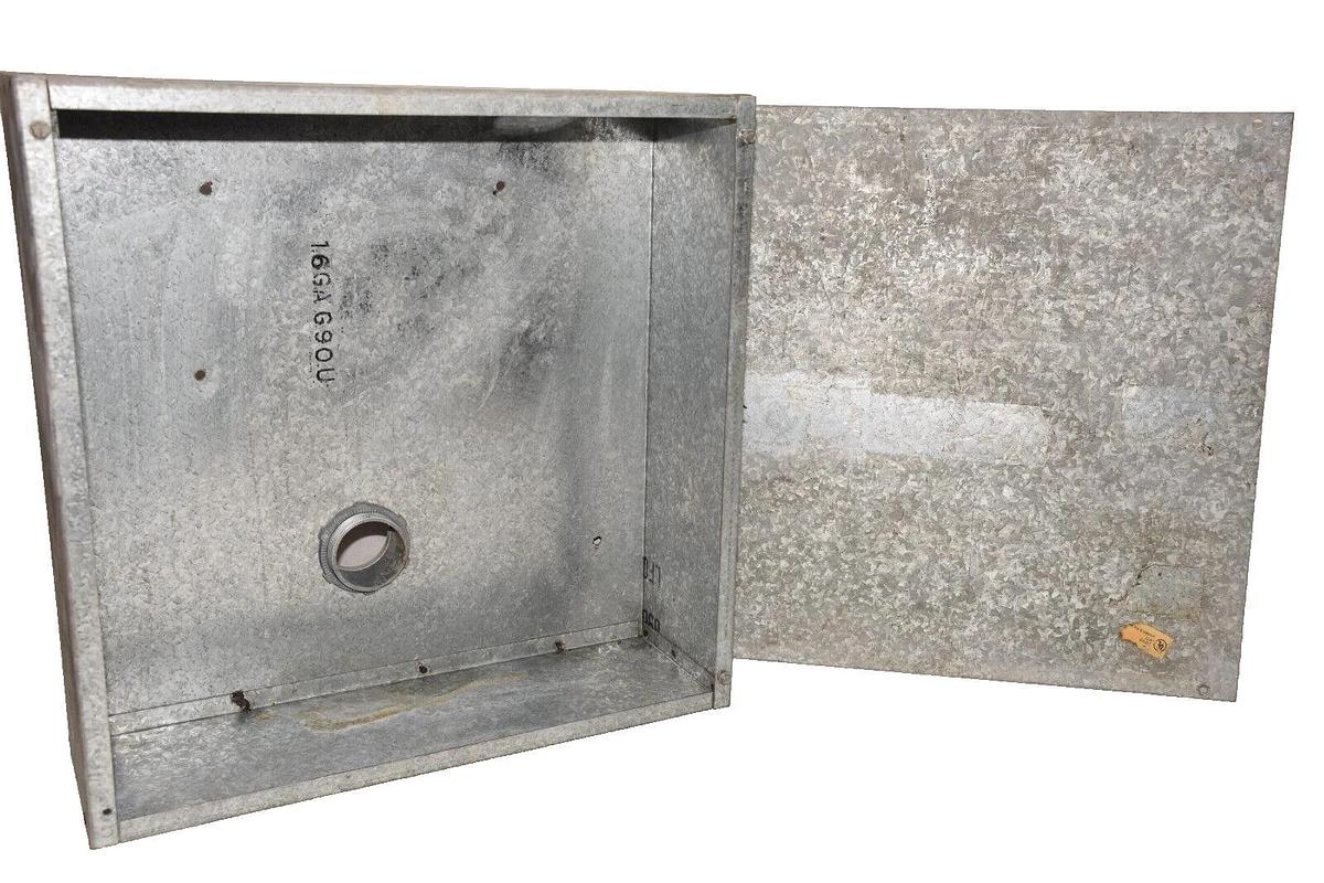 Used Galvanized Enclosure 16GAG90U 18" x 18" x 6" , 16 Gauge, Type 1