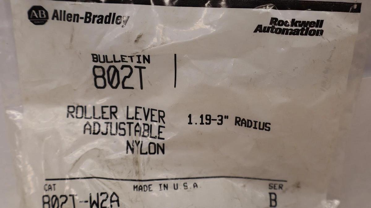 Allen Bradley Roller Lever 802T-W2A 802TW2A 802T W2A Series B (NEW)