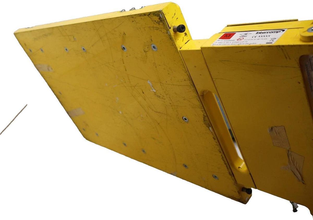 Used Intercomp Low-Profile Aircraft Scale AC40-LP 10,000 X 2lbs 144042 5,000 x 1kg