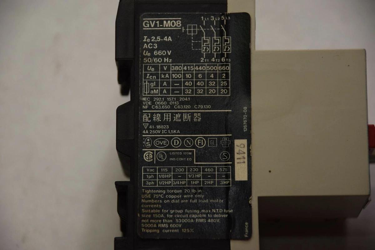 Used TELEMECANIQUE GV1-M08 W/GV1-A01 2,5-4AMP 660V 50/60Hz MANUAL MOTOR STARTER