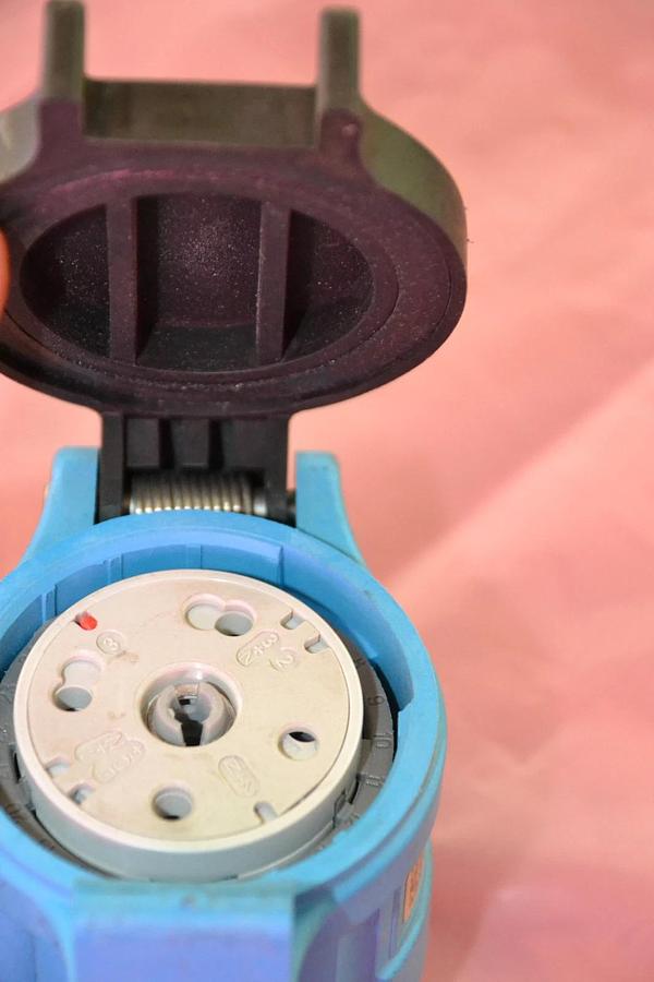 Used MELTRIC DECONTACTOR 20A-30A 20A 30A  208V DS 20 DS20