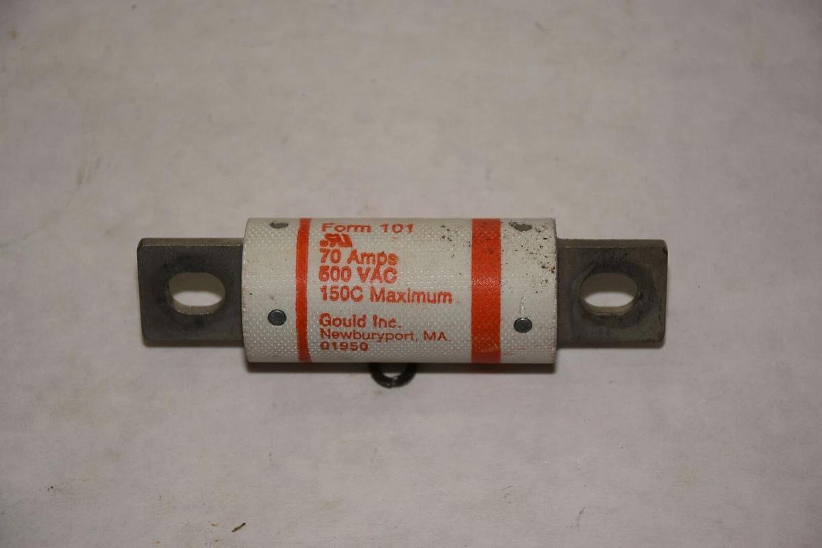 Used GOULD SHAWMUT A50P70 70A 500VAC AMPTRAP TYPE 4 FUSE