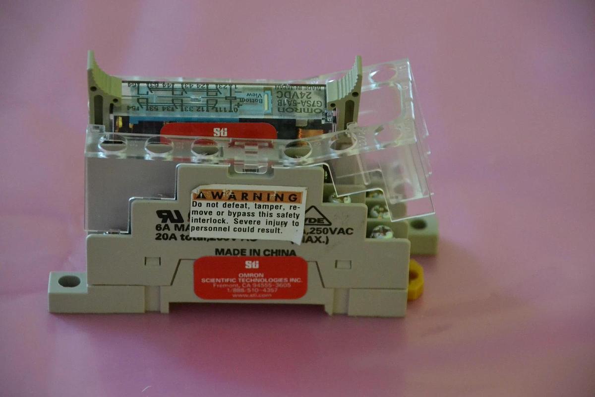 Used OMRON RELAY WITH BASE P7SA-14F P7SA 14F P7SA14F G7SA-5A1B G7SA 5A1 G7SA4A1