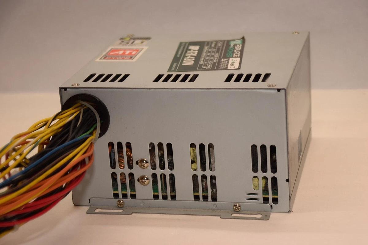 Used SPARKLE POWER FSP650-80GLC , RP-TFX-420W 100-240V  10-5A Switching Power Supply