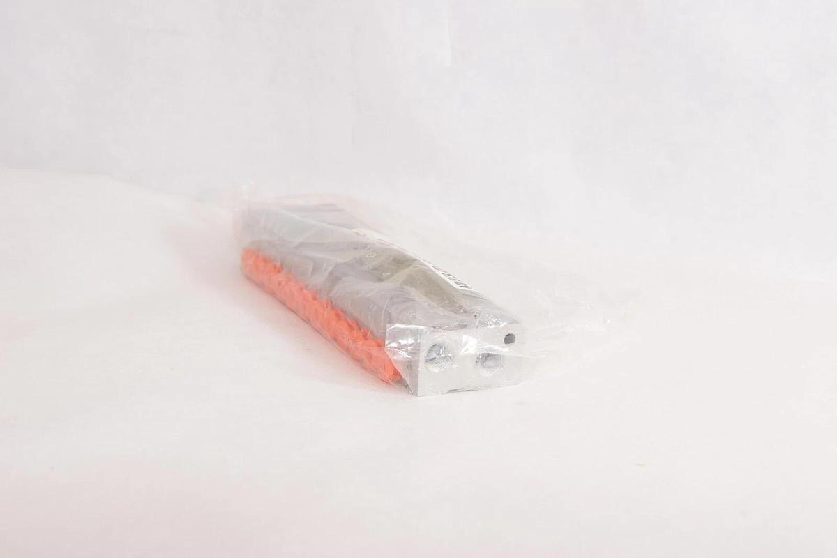 (NEW) SMC NVV3J3-S42-12-B3T NVV3J3S4212B3T Manifold