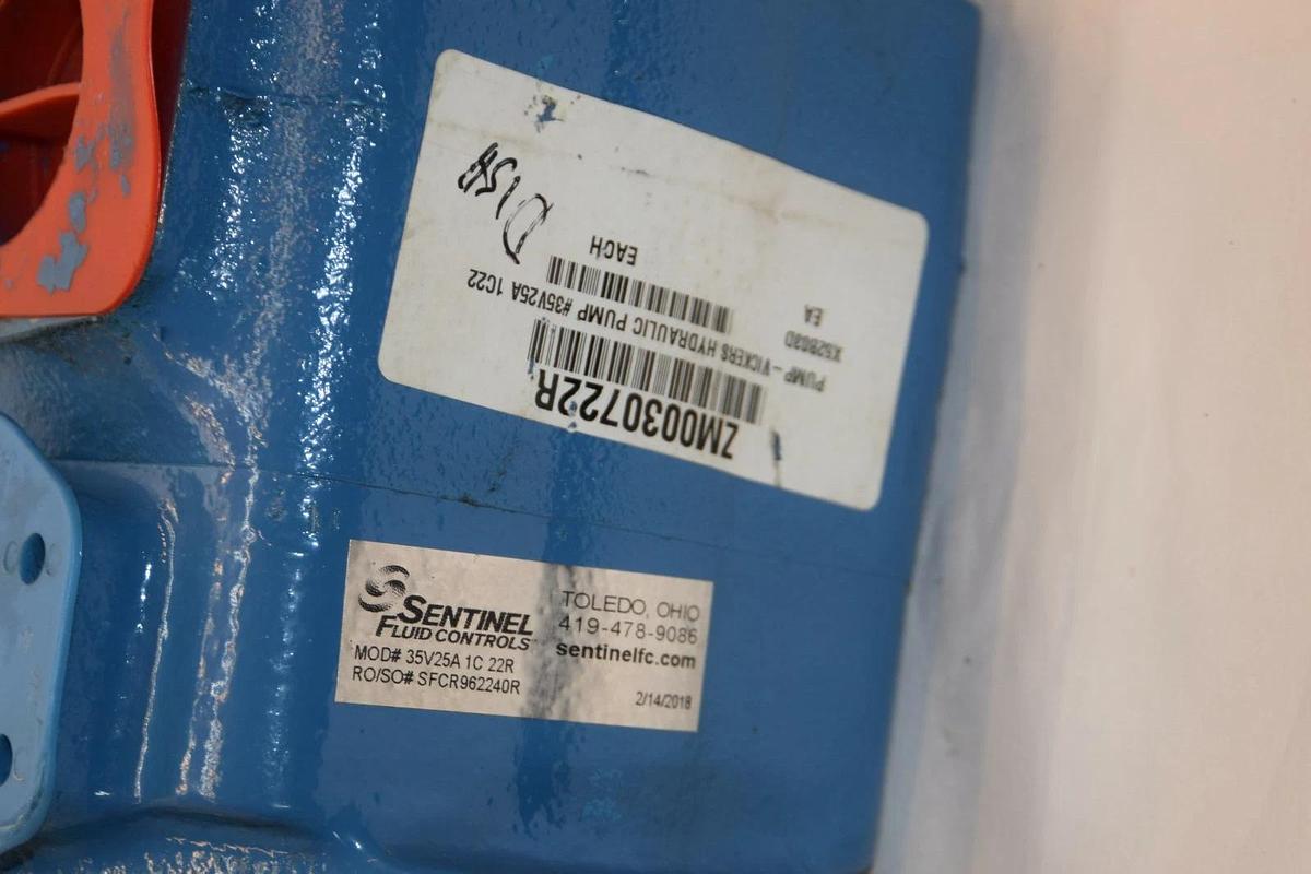 VICKERS 35V25A 1C22R Hydraulic Vane Pump 35V25A1C22R (NEW)