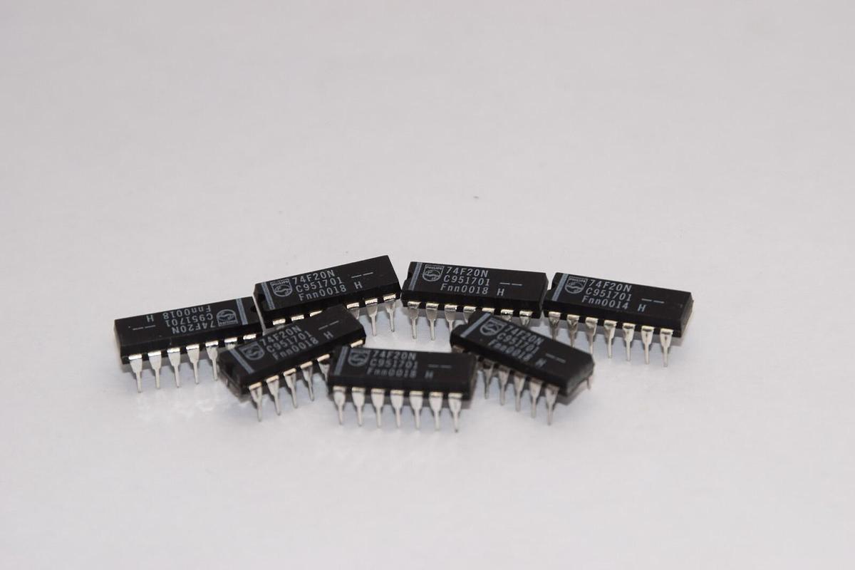 (NEW - Lot of 7) PHILIPS 74F20N C951701 14-Pin Semi-Conductor