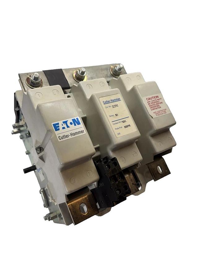 Cutler-Hammer CE15TN3 B1 Magnetic Contactor 600V, 420 Amp 120V coil 420A 1070503