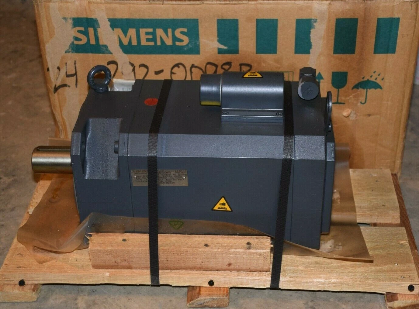 (New) SIEMENS 1FT6102-8AF71-4AB0 27/Nm Brushless Servo Motor