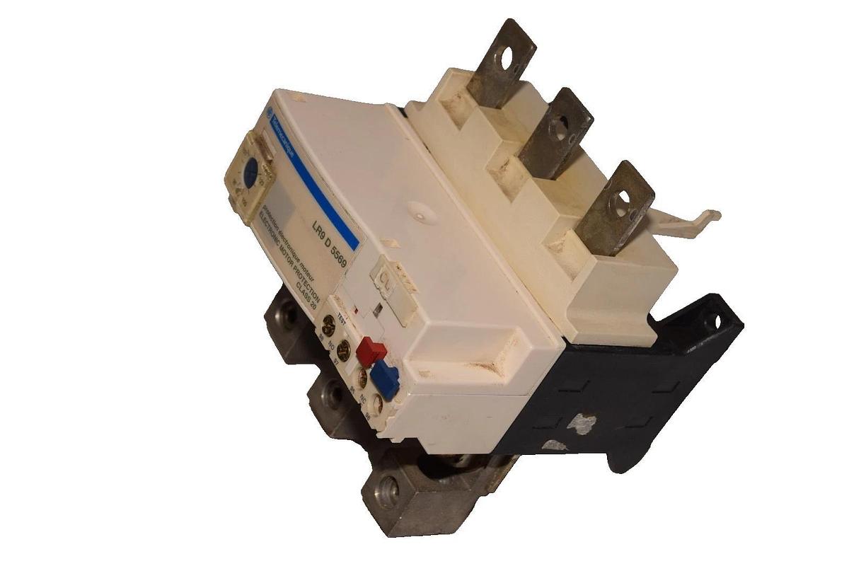 Used Telemecanique Motor Protection LR9 D 5569 LR9D5569 90A-150A 600V