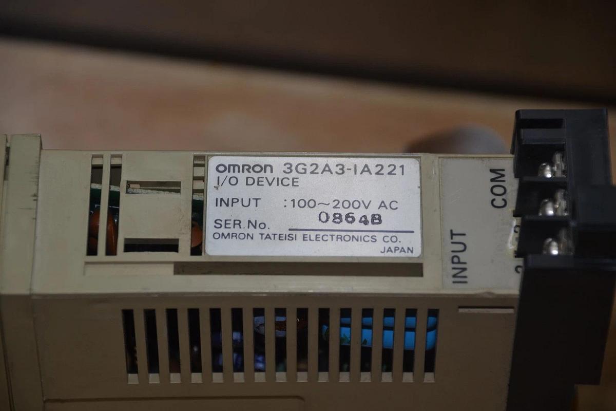 Used OMRON 3G2A3-IA221 3G2A3IA221 100~200V AC I/O DEVICE INPUT MODULE