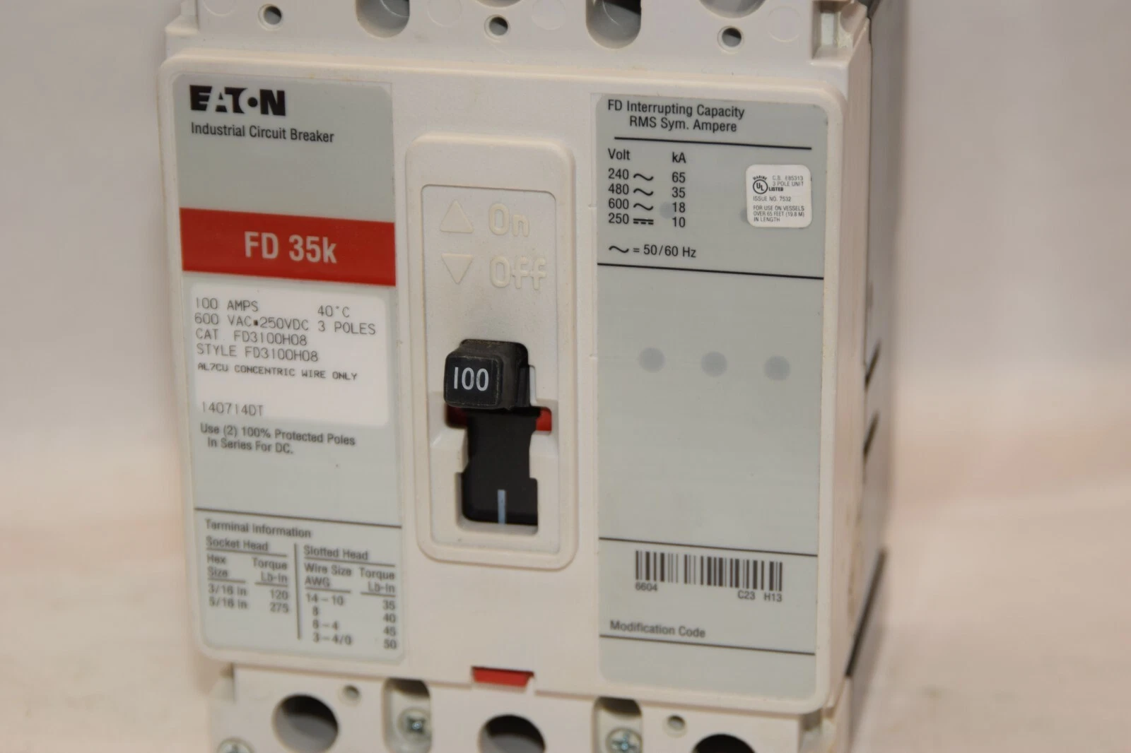 (NEW) EATON / CUTLER HAMMER FD35K FD3100H08 100A 3 Pole 600Vac Circuit Breaker