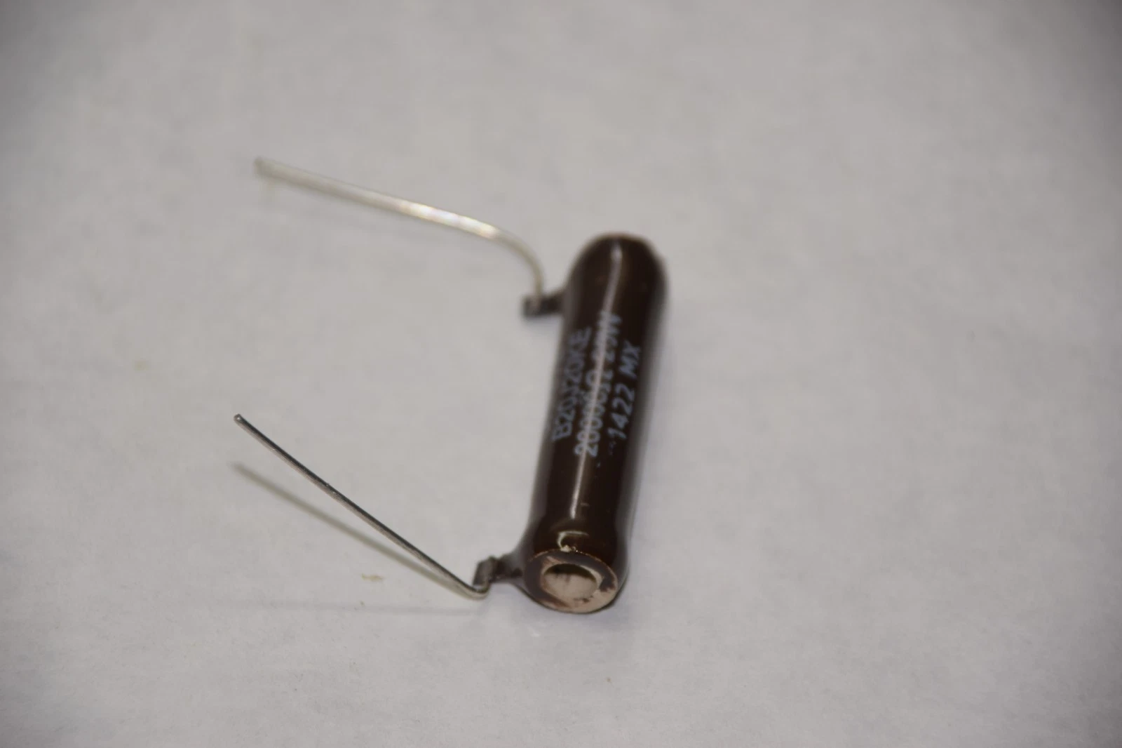 OHMITE B20J30KE 2K ohms 20W WIREWOUND RESISTOR NEW