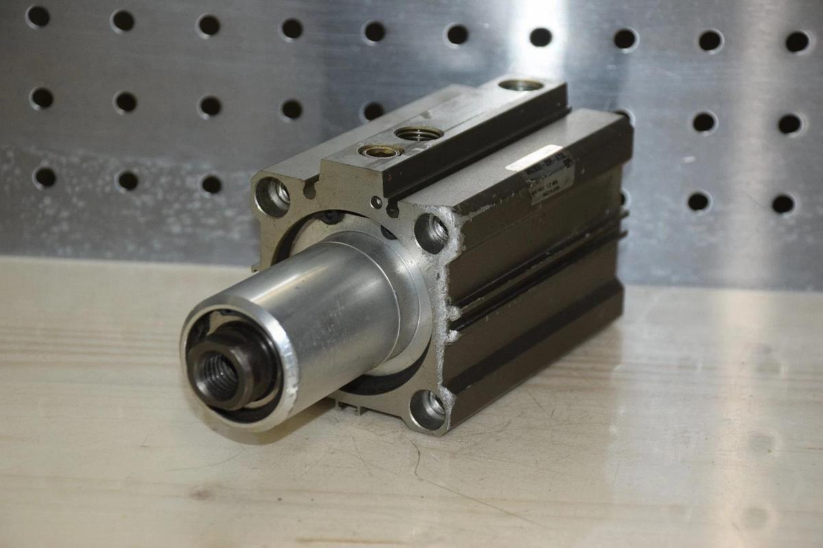 Used SMC MK2B50-20R-A73L 1.0MPa PNEUMATIC CYLINDER NEW