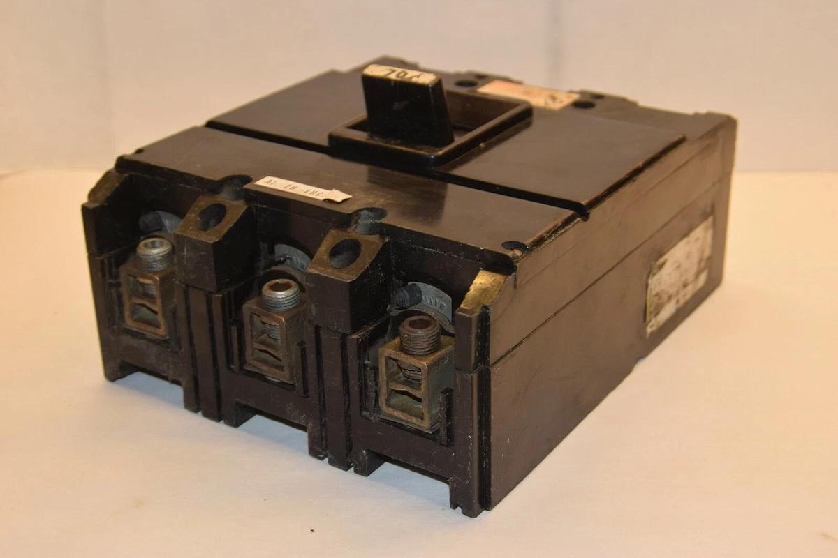 Used FPE NJL631070  Circuit Breaker 70 A Amp 70A 3 Pole 600v