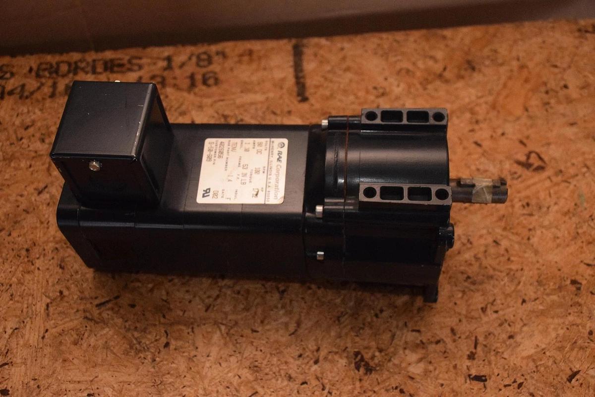 RAE 4026056 90V DC  100RPM 1/12 HP 1.10A  53 IN.LB. NEW