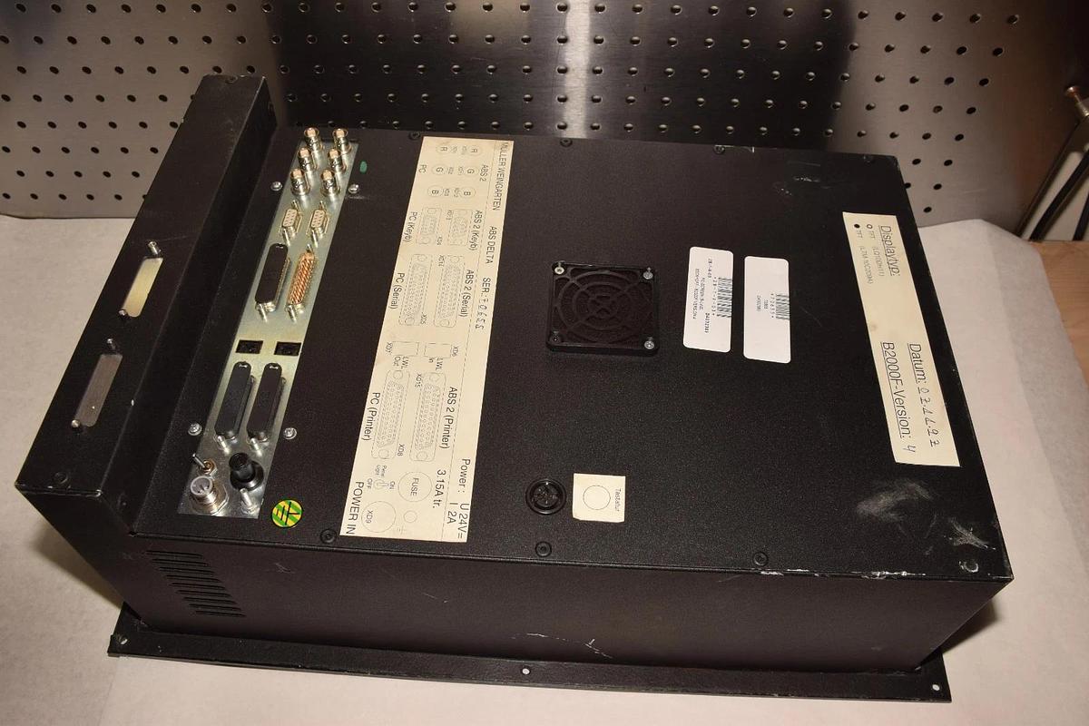 Used BECKHOFF  PC Control Unit PC Screen B-line B2000F DA002383 2B-1-A-03