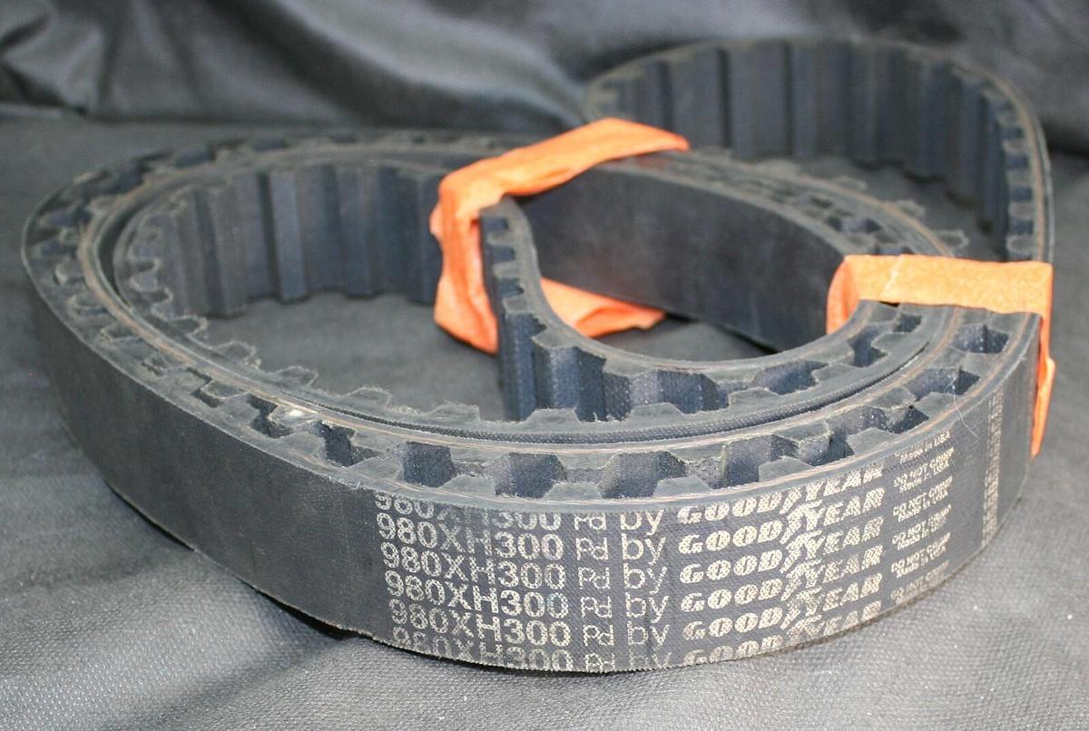 (NEW) GOODYEAR 367L075 , 367L-075 , 367L 075 Timing Belt USA