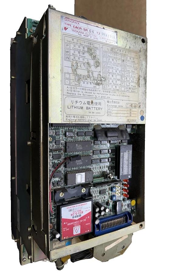 Used Yaskawa ServoPack Drive CACR-SR06TZ0SMY01A CACR-ST06TZ9SMY01A