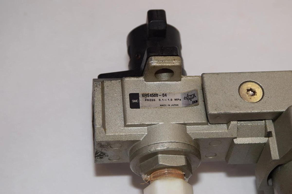 Used SMC AR4050-04G , AF4000-04D , VHS4500-04 Regulator W/ Filter & Gauge Assembly