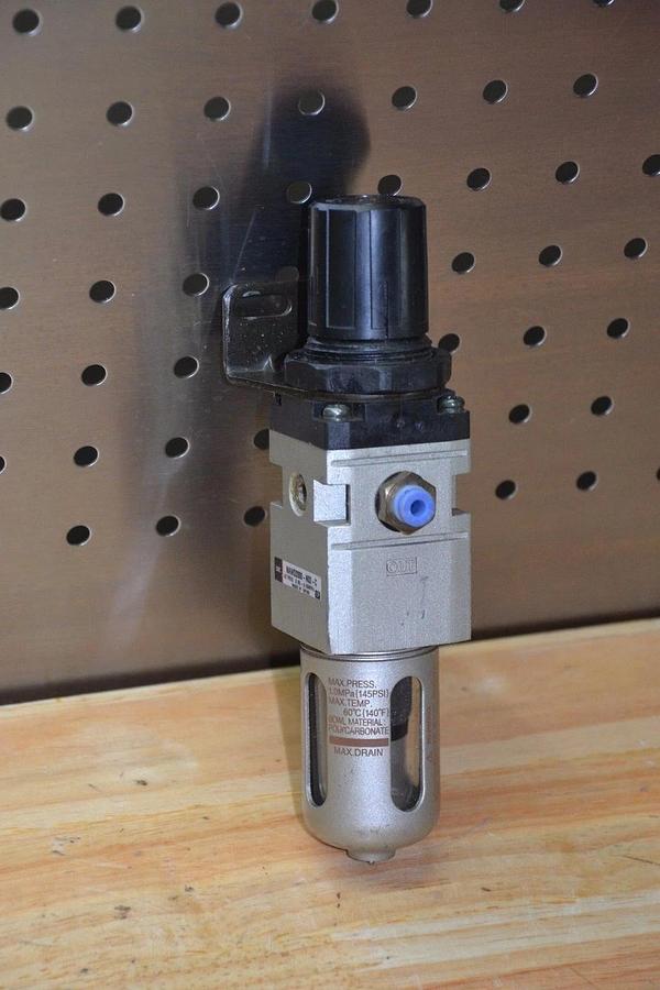 Used SMC NAWD2000-N02-C 0.05-0.85MPa PNEUMATIC FILTER-REGULATOR