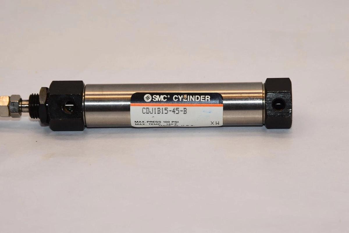 (NEW) SMC CDJ1B15-45-B 100psi Air Cylinder