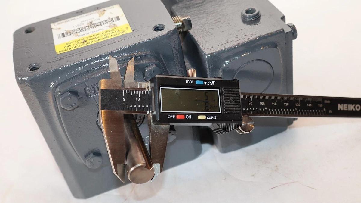 Boston Gear Box Speed Worm Reducer FWA713-150-B5-G Right Angle 150:1  (NOS)